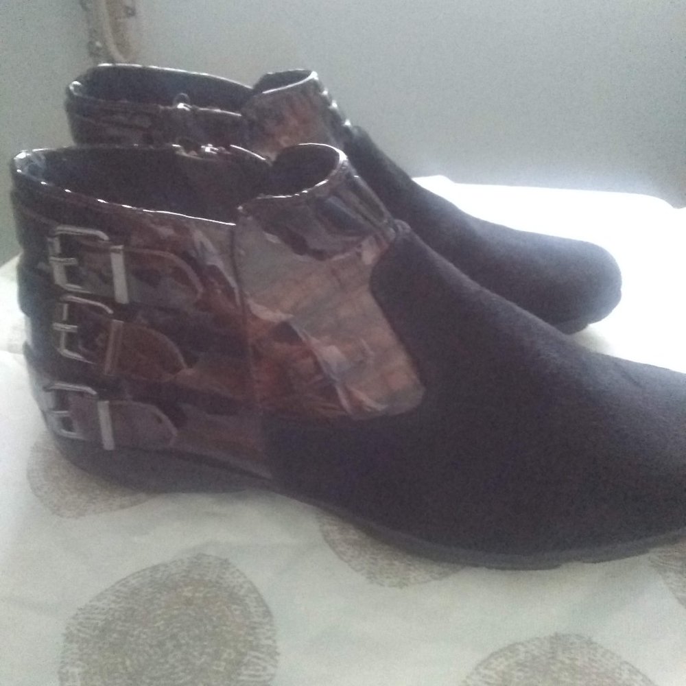 Mix material Sport ankle Bootie